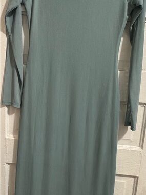 Women's Long Sleeve Midi Dress - Sage Green